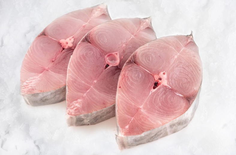 Surmai (Kingfish) (सुरमई) from Fishtokri (9220200100)